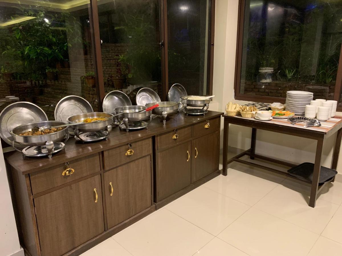 Hotel Sakura Durbar Nagarkot Kültér fotó