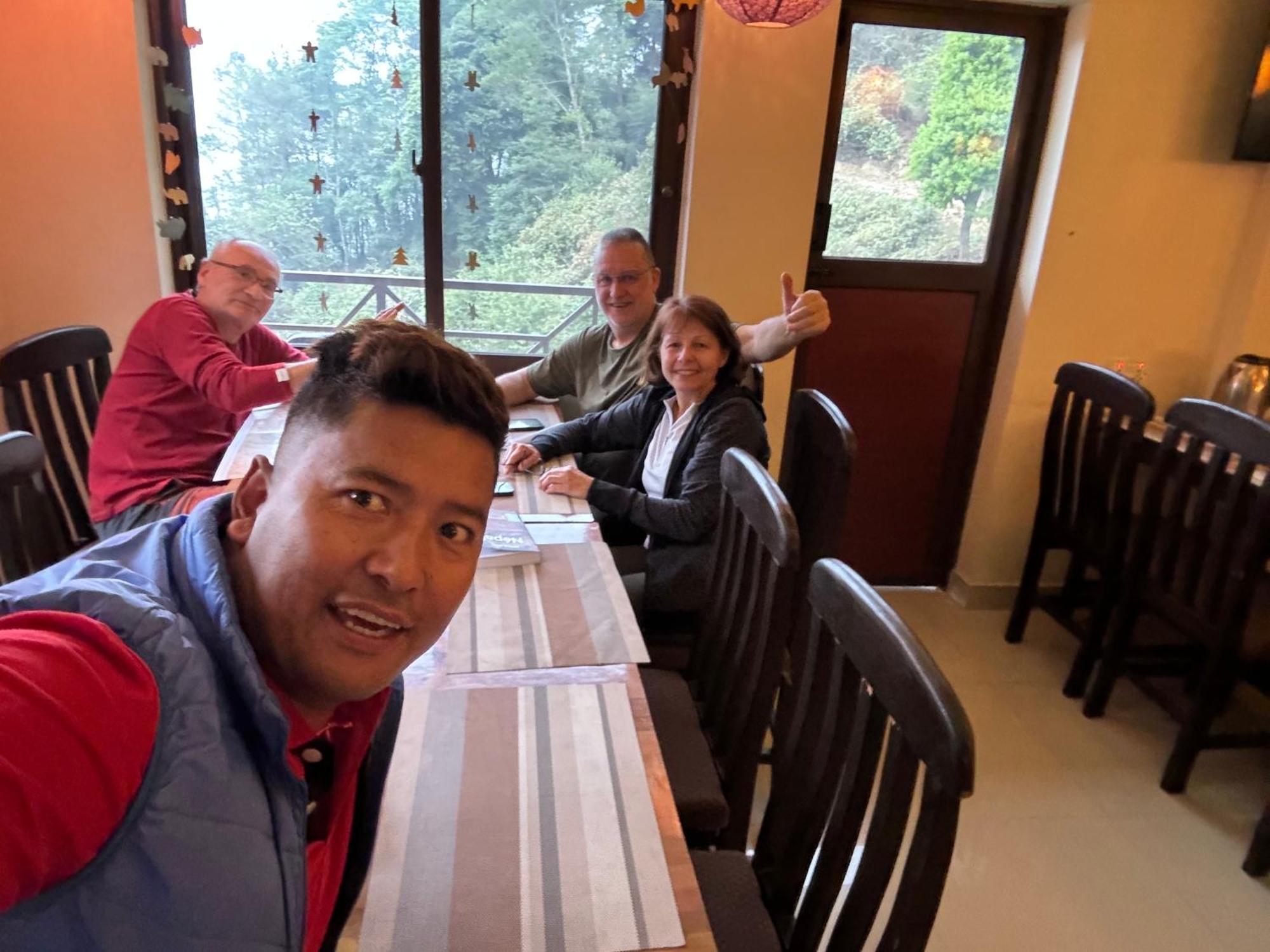 Hotel Sakura Durbar Nagarkot Kültér fotó